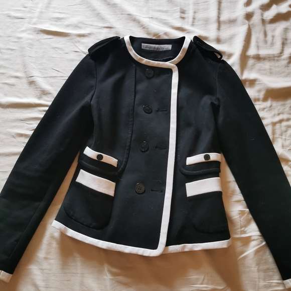 Women's jacket - Picture 1 of 3